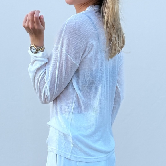 White semi-sheer tee t-shirt long sleeve shirt women cotton tee - Picture 2 of 5